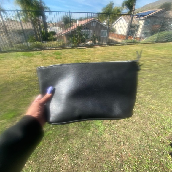 BEBE black and bling travel bag , NWT - Picture 8 of 14